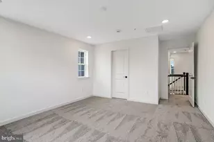 5733 Howard Dr, Glen Burnie, MD 21060 - Photo 37
