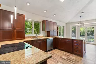 1047 Sugar Maple Dr, Davidsonville, MD 21035 - Photo 15