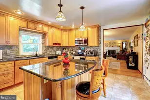 166 Sillery Bay Rd, Pasadena, MD 21122 - Photo 7