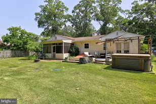 166 Sillery Bay Rd, Pasadena, MD 21122 - Photo 3