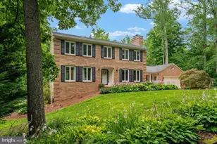 301 Whispering Oaks Ln, Davidsonville, MD 21035 - Photo 3