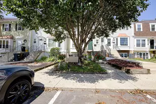 1416 Harwick Ct, Crofton, MD 21114 - Photo 3