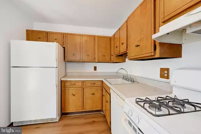 482 Kenora Drive, Millersville, MD 21108 - Photo 9