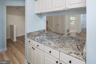 619 Admiral Dr, Annapolis, MD 21401 - Photo 5