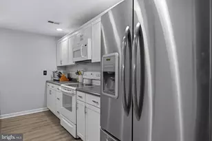 110 W Virginia Ave, Severn, MD 21144 - Photo 33