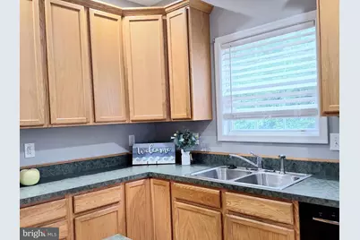 7906 Springridge Road, Glen Burnie, MD 21060 - Photo 9