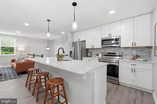 556 E Park Ct, Glen Burnie, MD 21061 - Photo 7