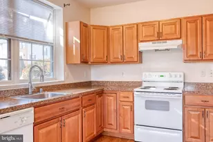 736 Heather Stone Loop, Glen Burnie, MD 21061 - Photo 15