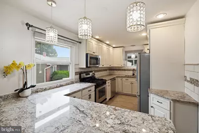 222 Royal Arms Dle, Glen Burnie, MD 21061 - Photo 3