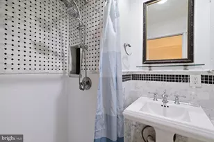 222 Royal Arms Dle, Glen Burnie, MD 21061 - Photo 25