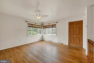 306 Regency Cir, Linthicum Heights, MD 21090 - Photo 9