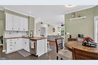 7724 Locust Grove Road, Glen Burnie, MD 21060 - Photo 15