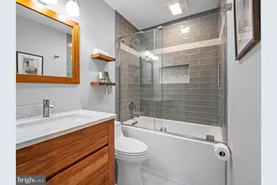 7884 Belhaven Avenue, Pasadena, MD 21122 - Photo 17