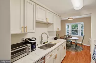1853 Foxdale Ct, Crofton, MD 21114 - Photo 13