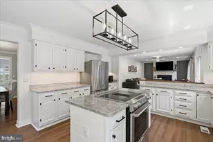 923 Langdon Ct, Annapolis, MD 21403 - Photo 9