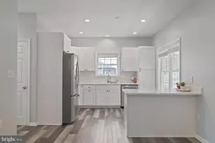 408 7th Ave NE, Glen Burnie, MD 21060 - Photo 13