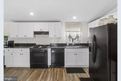 30 Chesapeake Mobile Ct, Hanover, MD 21076 - Photo 11
