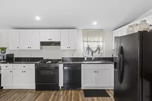 30 Chesapeake Mobile Ct, Hanover, MD 21076 - Photo 11