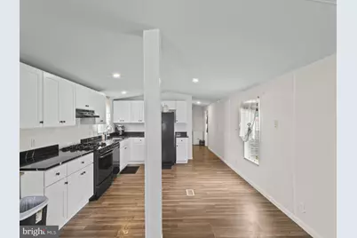 30 Chesapeake Mobile Ct, Hanover, MD 21076 - Photo 13