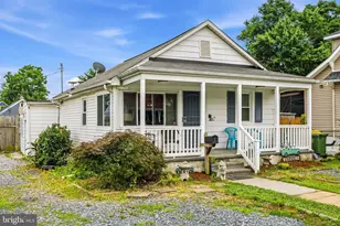 413 Orchard Ave, Brooklyn, MD 21225 - Photo 3