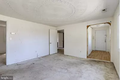1300 McNabbs Lane, Pasadena, MD 21122 - Photo 17