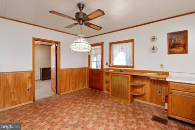 212 Charles Street, Brooklyn, MD 21225 - Photo 11