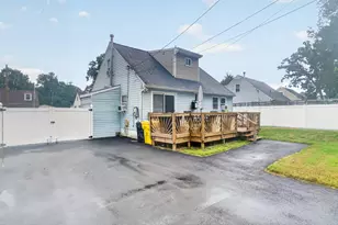 118 Bliss Ln, Glen Burnie, MD 21060 - Photo 29