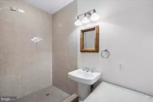 126 Gilbert Ct, Edgewater, MD 21037 - Photo 35