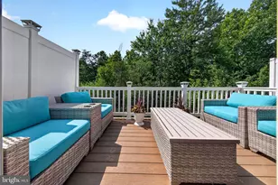 1350 Hawk Hollow Dr, Crofton, MD 21114 - Photo 11