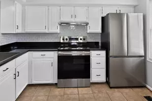 3591 Laurel View Ct, Laurel, MD 20724 - Photo 11