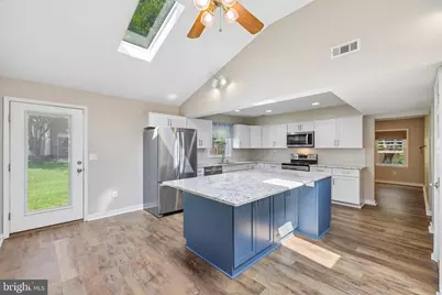 1410 Knights Bridge Turn, Crofton, MD 21114 - Photo 3