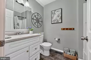 8327 Sail Ct, Pasadena, MD 21122 - Photo 9