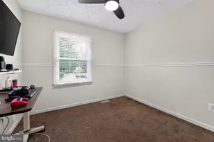 7562 Greenknoll Ct, Hanover, MD 21076 - Photo 9