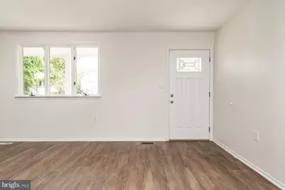 17 Lincoln Avenue, Glen Burnie, MD 21061 - Photo 5