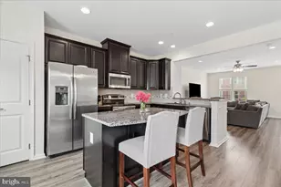 8109 Falcon Crest Dr, Glen Burnie, MD 21061 - Photo 13