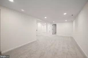 8475 Byrd Rd, Pasadena, MD 21122 - Photo 19