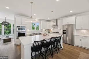 1158 Crested Wood Dr, Laurel, MD 20724 - Photo 3