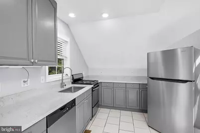587 A Street #R, Pasadena, MD 21122 - Photo 3
