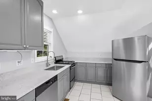 587 A St, Pasadena, MD 21122 - Photo 3