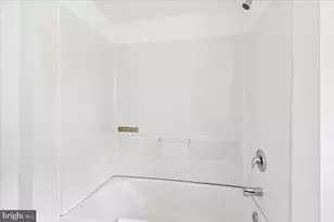 423 Shetlands Ln, Glen Burnie, MD 21061 - Photo 21