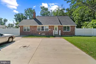 10 N Meadow Dr, Glen Burnie, MD 21060 - Photo 1