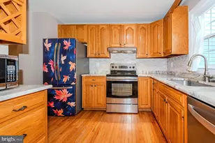 262 Michele Cir, Millersville, MD 21108 - Photo 9