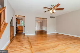 262 Michele Cir, Millersville, MD 21108 - Photo 5