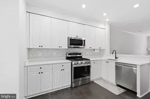 2435 Lizbec Ct, Crofton, MD 21114 - Photo 5
