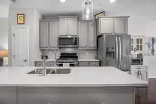 523 Pebblebrook Ln, Glen Burnie, MD 21060 - Photo 9