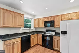 7660 Turnbrook Dr, Glen Burnie, MD 21060 - Photo 5