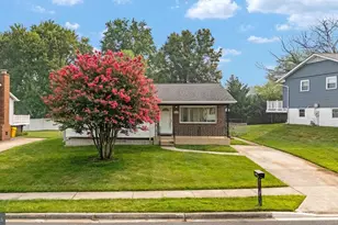 8245 Victoria Rd, Millersville, MD 21108 - Photo 3