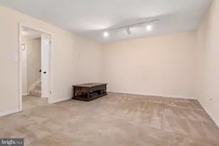 8226 Appalachian Dr, Pasadena, MD 21122 - Photo 25