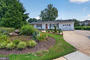 219 Kathy Ct, Severna Park, MD 21146 - Photo 5