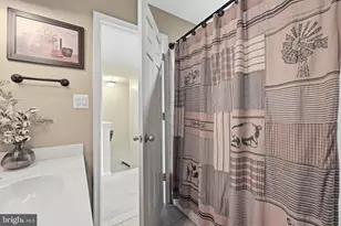 7484 Ashmore Ave, Glen Burnie, MD 21060 - Photo 33